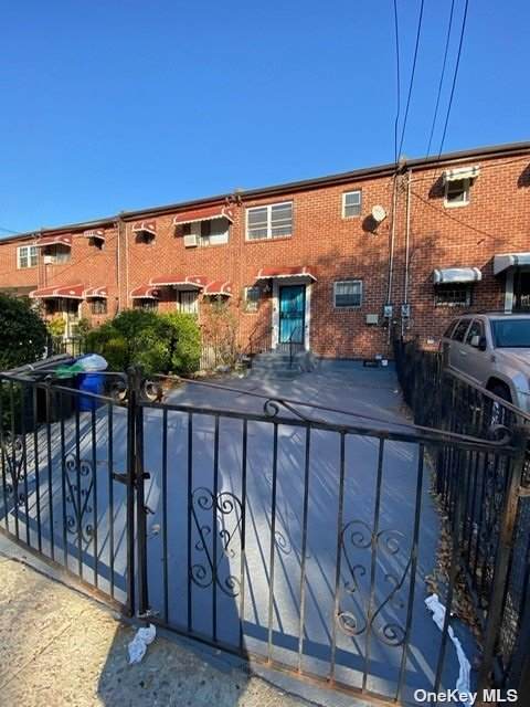 43 Legion Street - Photo 1