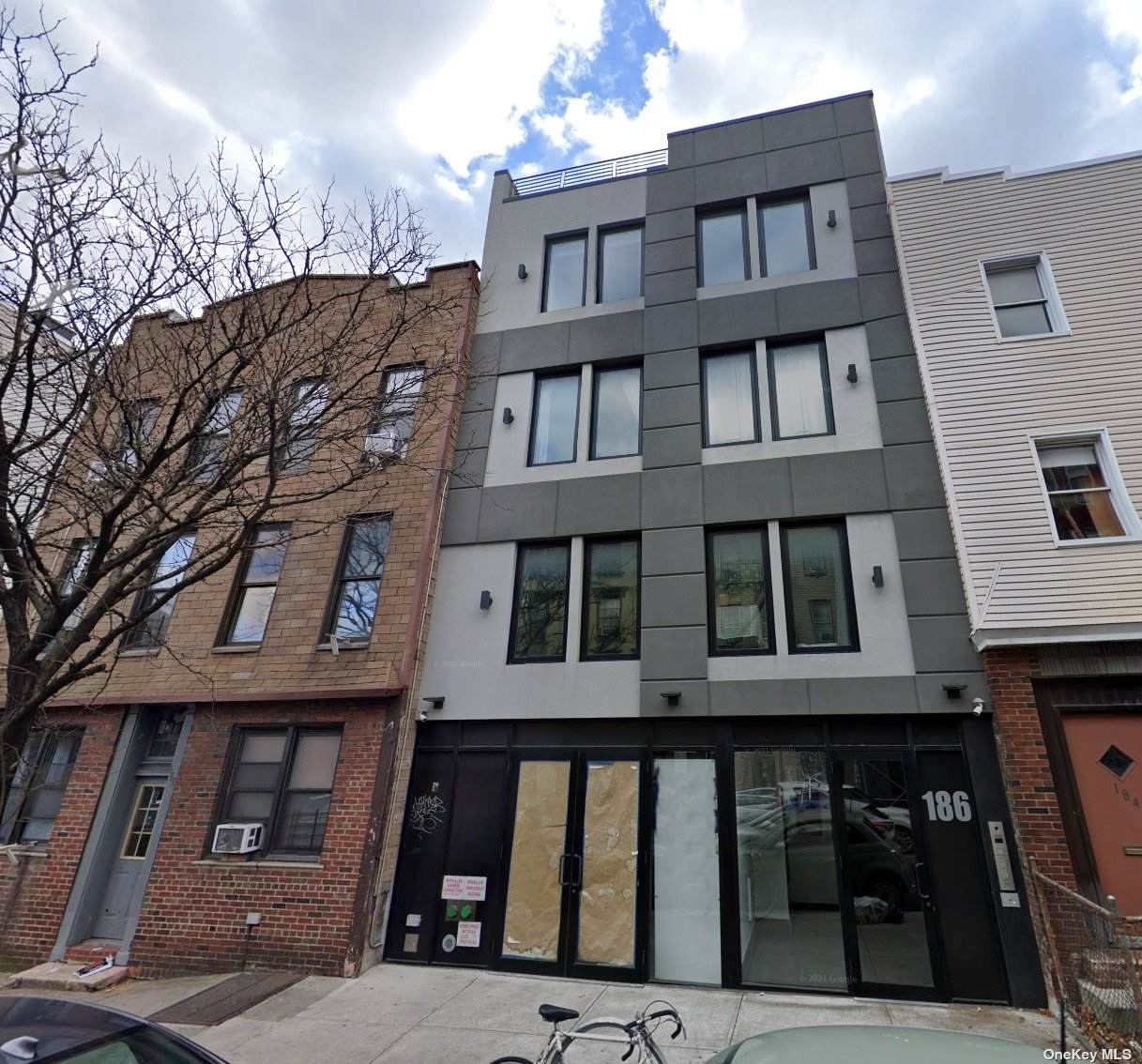 186 Greenpoint Avenue - Photo 1