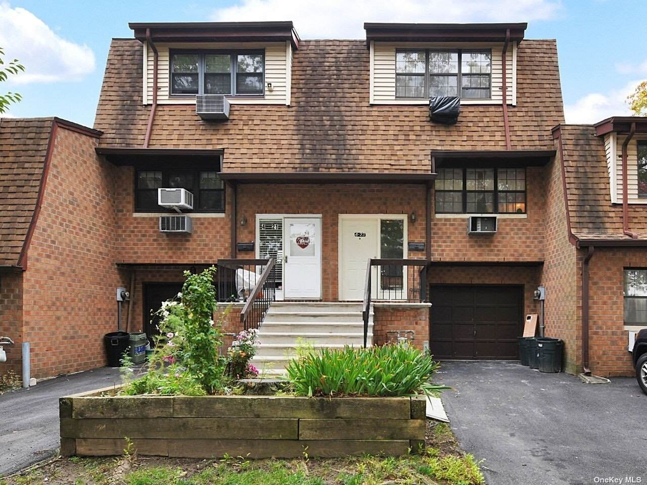 4-23 121 Street - Photo 1