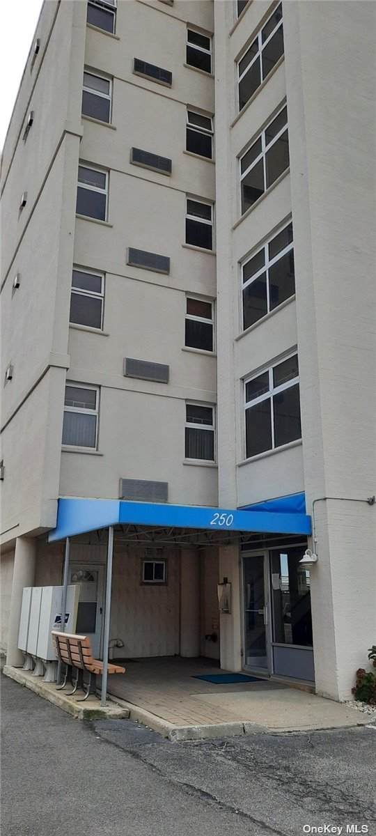 250 Shore - Photo 1