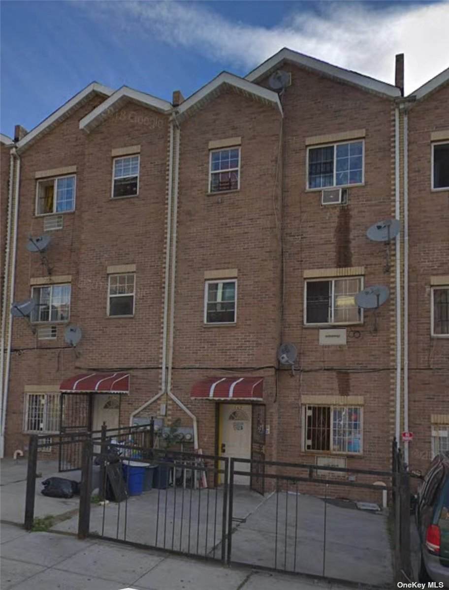 869 Elsmere Place - Photo 1