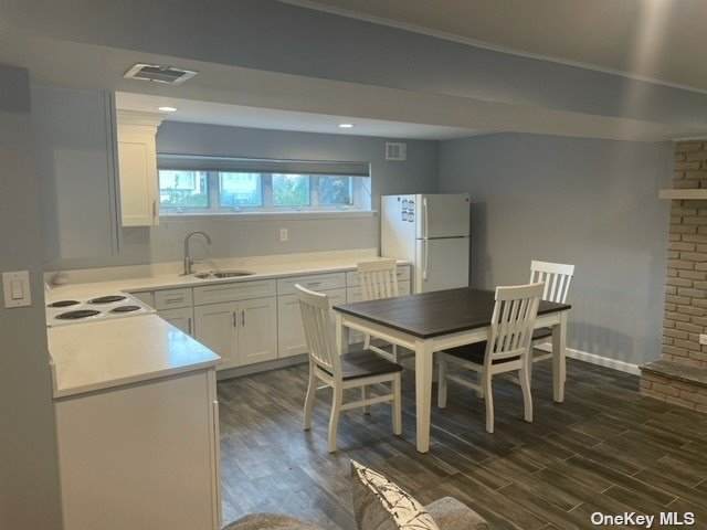 16 Rock Road - Photo 1