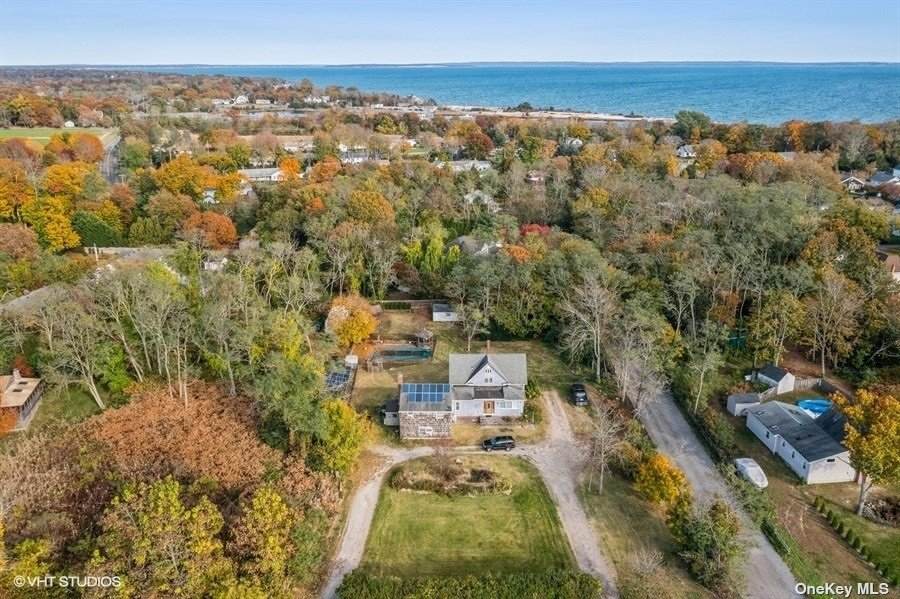 210 Jamesport Avenue - Photo 1