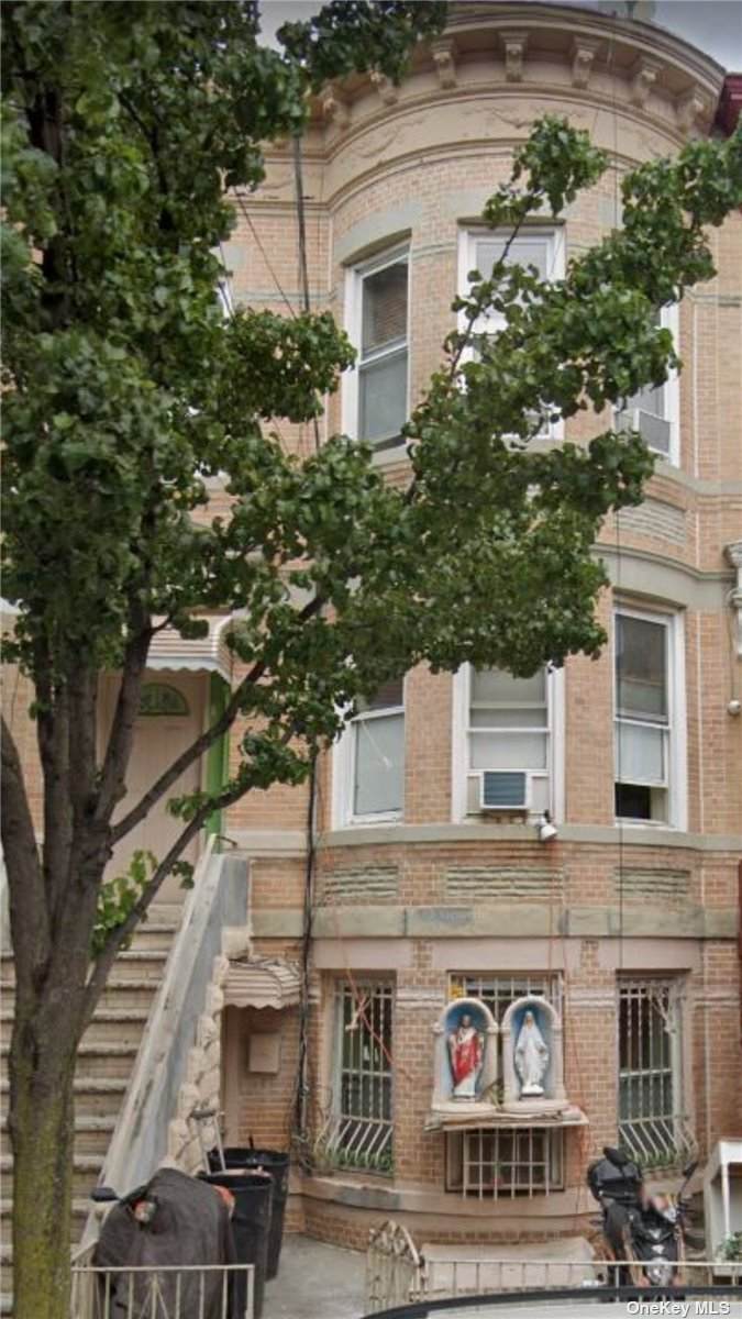 60-91 70 Avenue - Photo 1