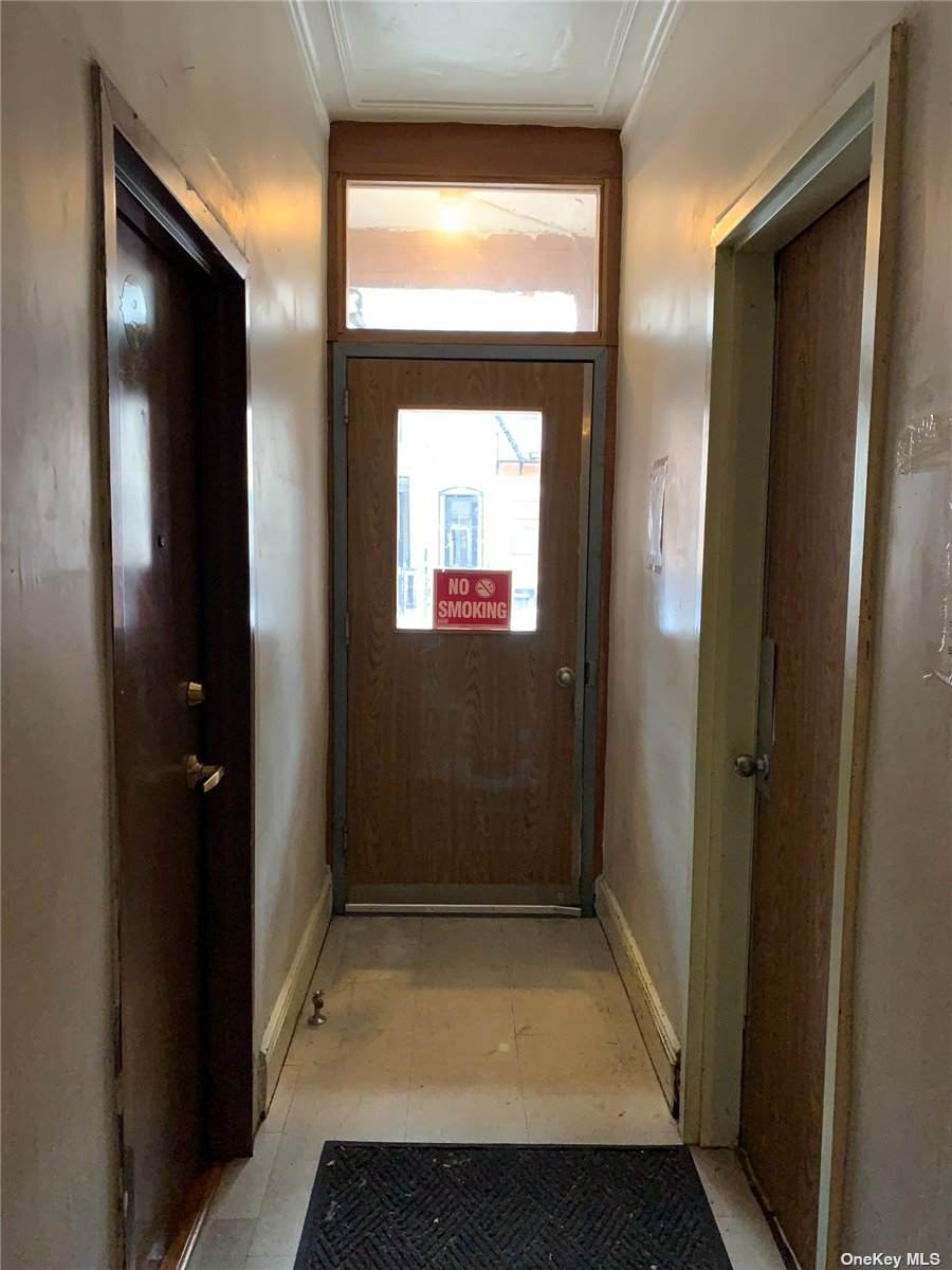 17-23 Menahan Street - Photo 1