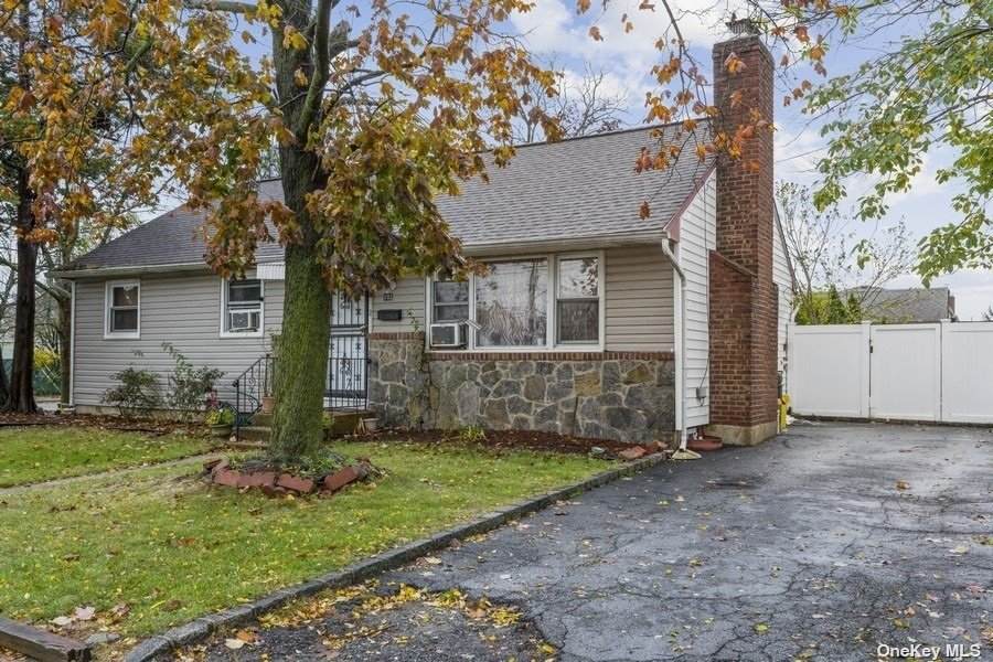 102 Myers Avenue - Photo 1