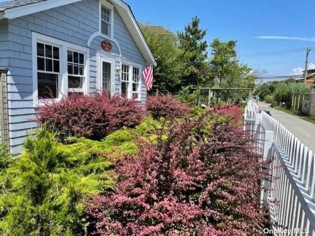 40 Bungalow Walk - Photo 1