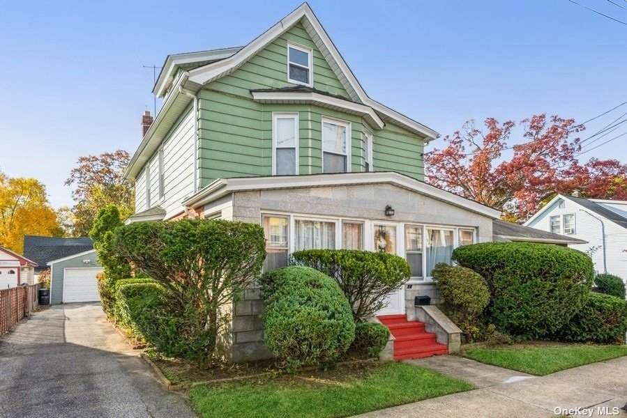 18 Davison Avenue - Photo 1