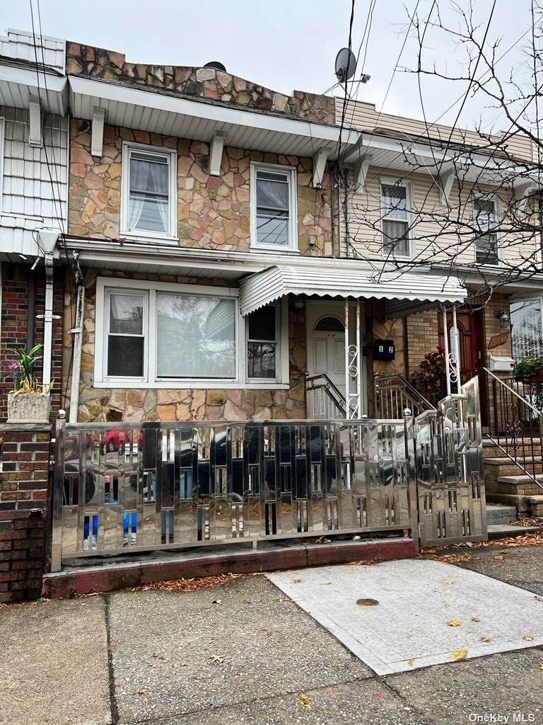 59-34 Flushing Avenue - Photo 1