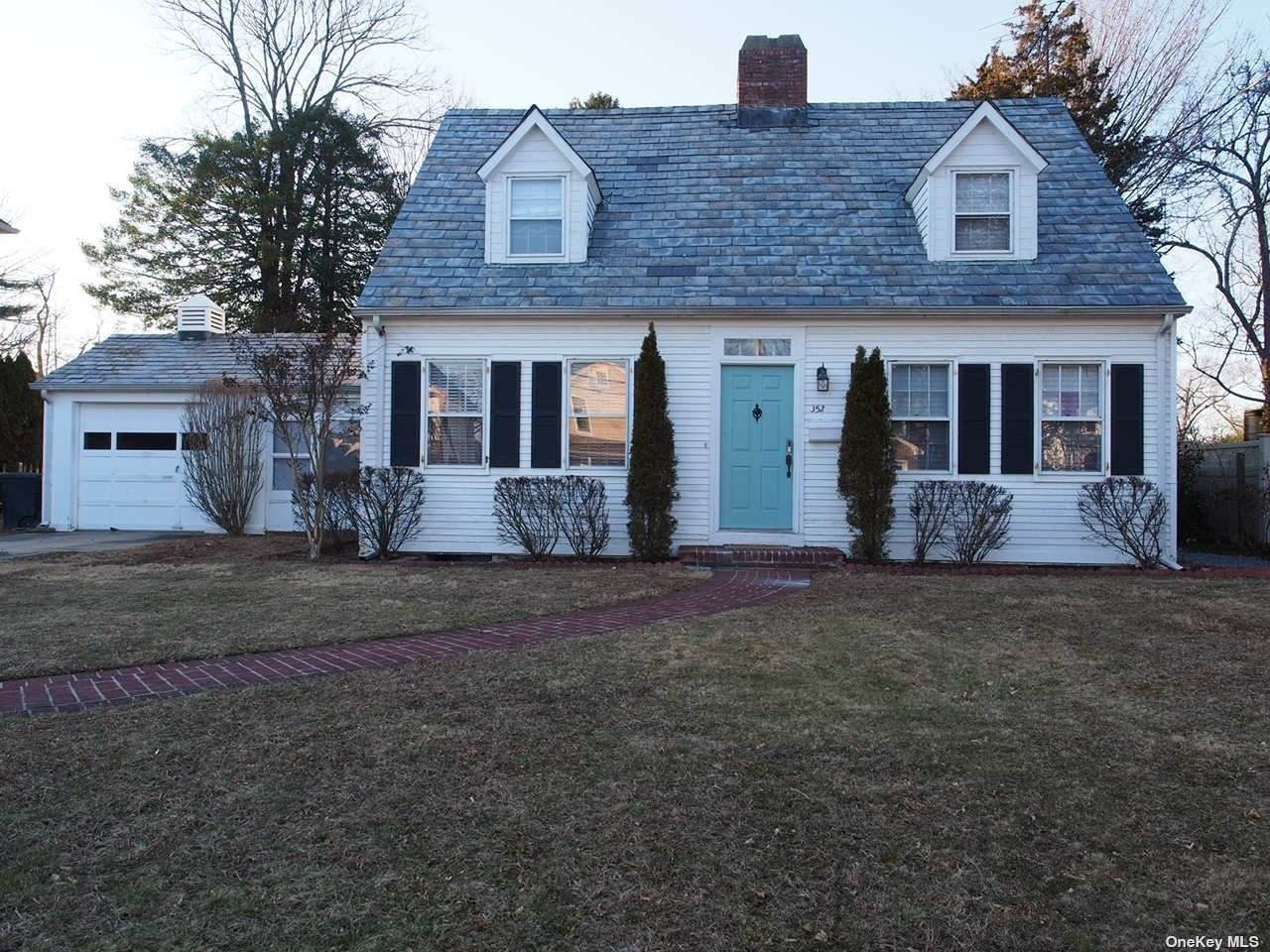 352 Village Avenue - Photo 1