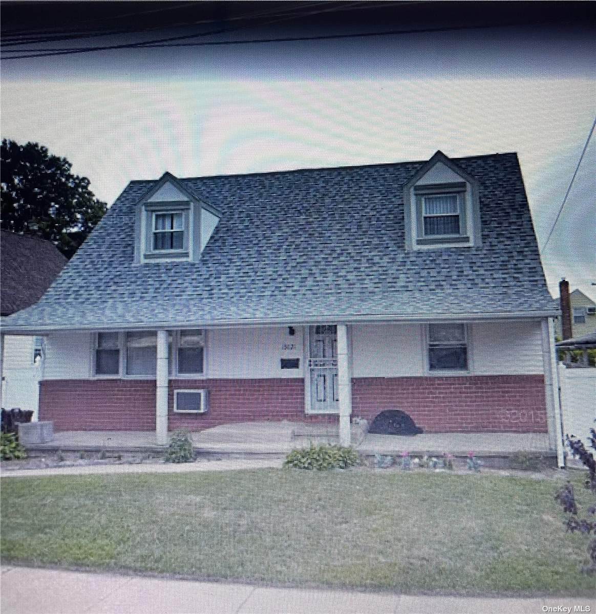 150-21 128th Street - Photo 1