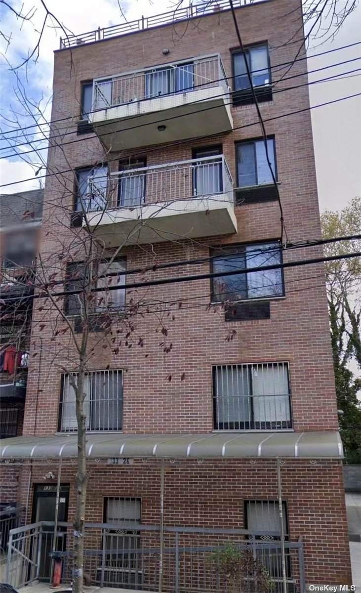 133-26 Avery Avenue - Photo 1