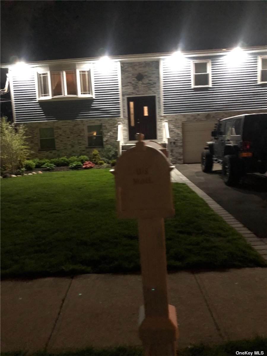 19 Stone Boulevard - Photo 1