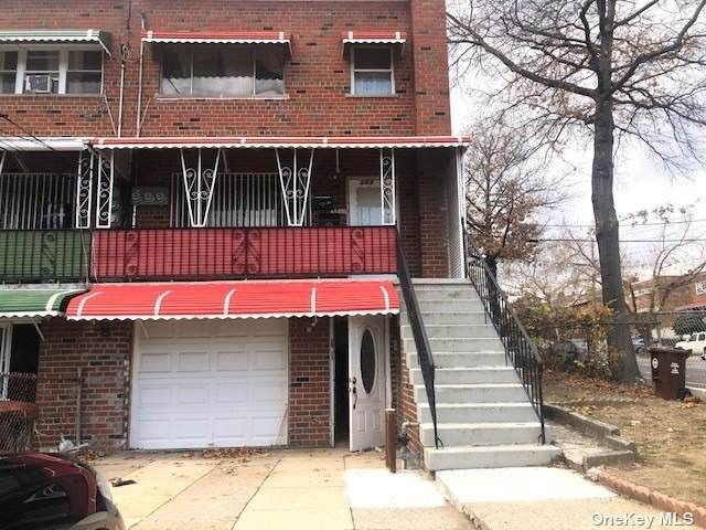 3869 Laconia Avenue - Photo 1