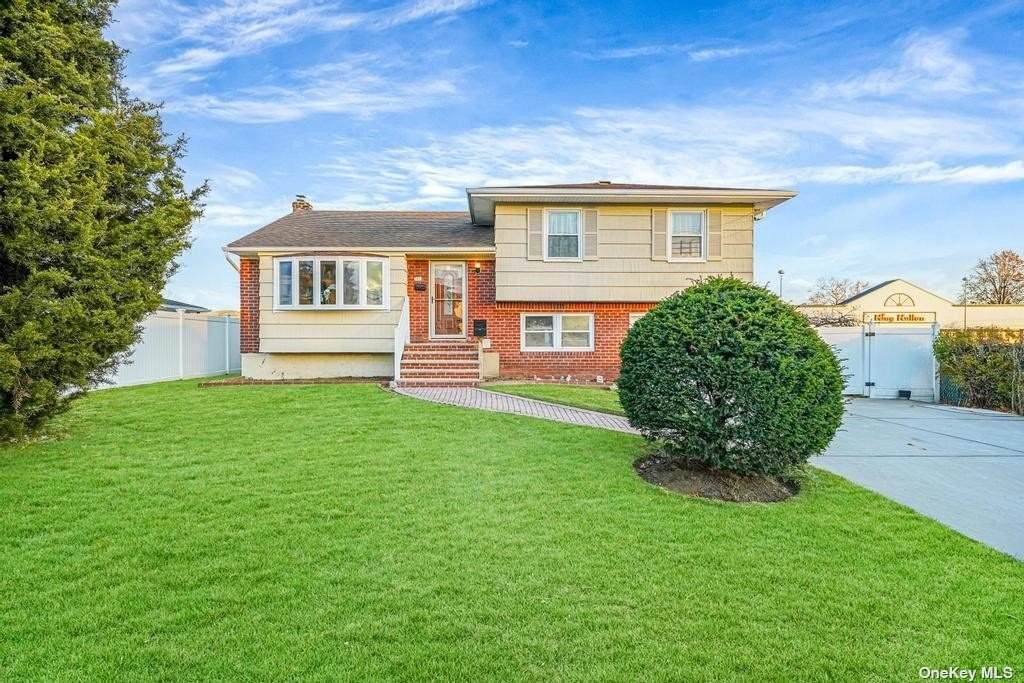 224 New Hyde Park Road - Photo 1
