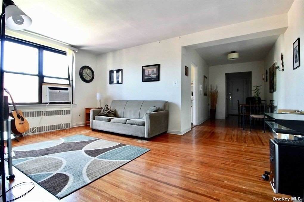 112-50 Northern Bouleva - Photo 1