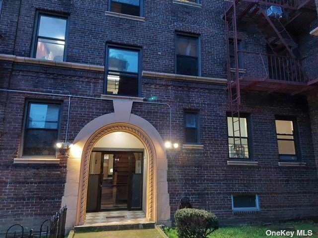 62-64 Saunders Street - Photo 1