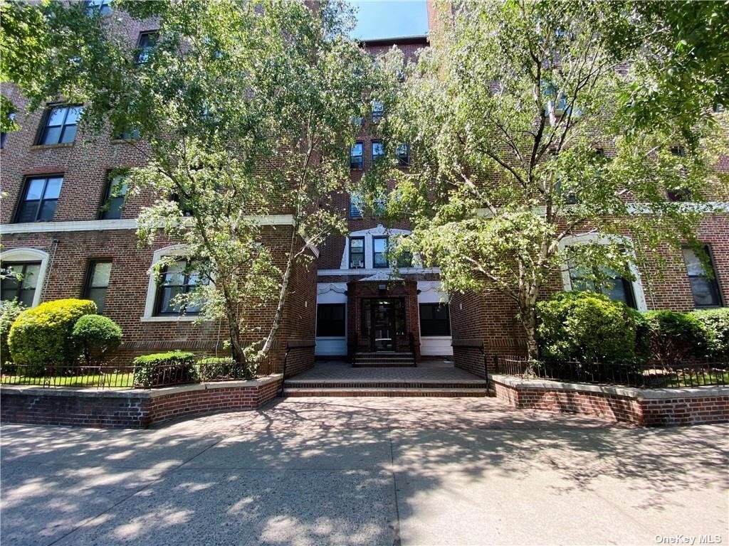 88-14 Bay Parkway - Photo 1