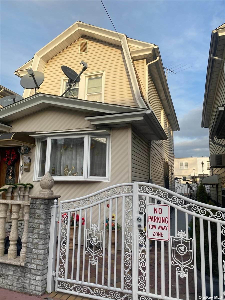 101-51 110th Street - Photo 1