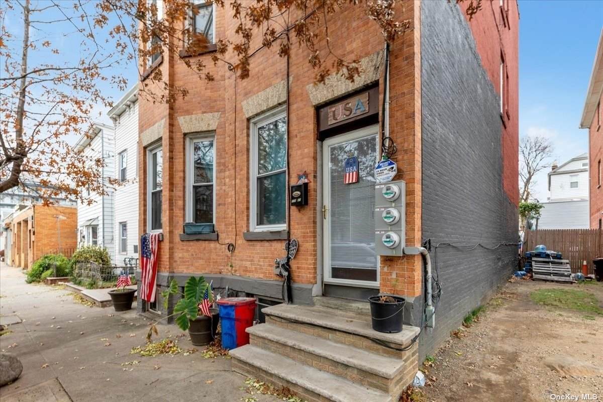 110-31 15th Avenue - Photo 1