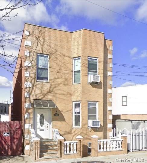 805 Meeker Avenue - Photo 1