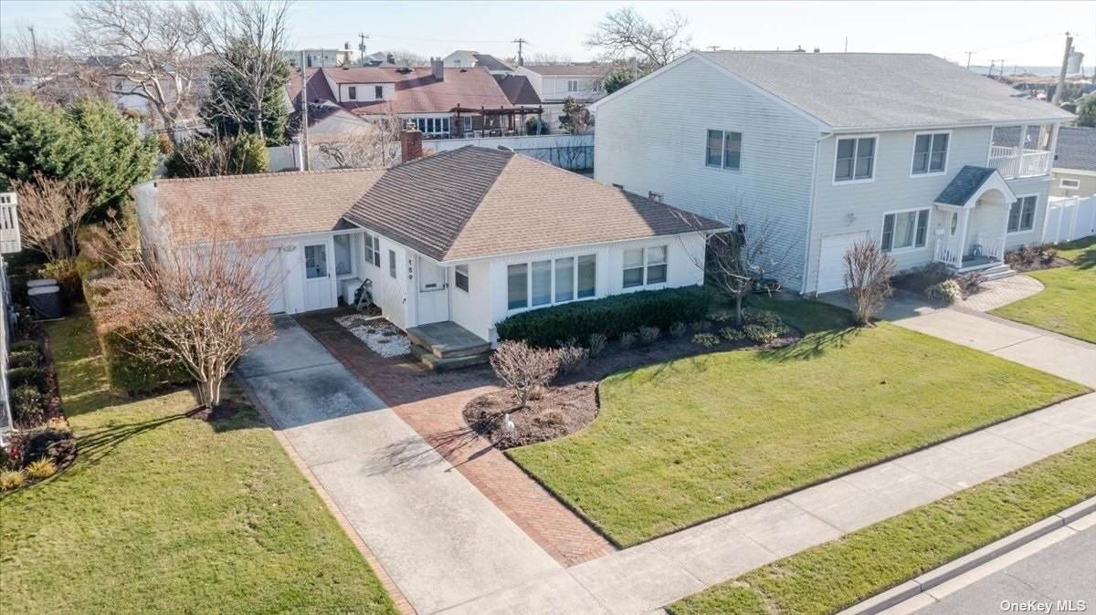 124 Fairway Road - Photo 1
