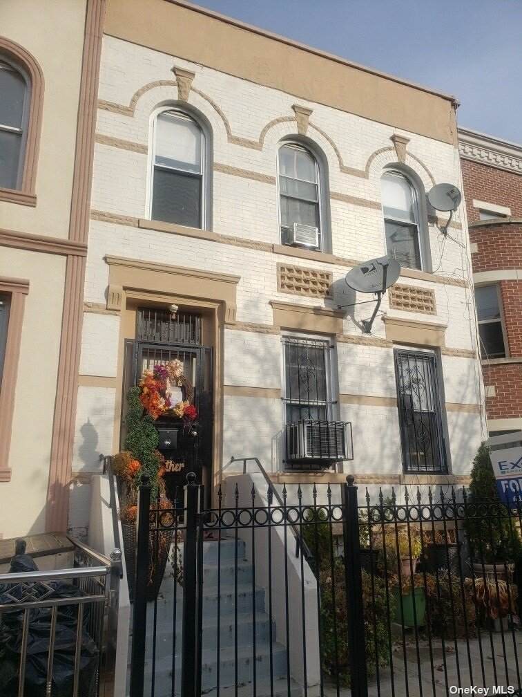 1817 Prospect - Photo 1