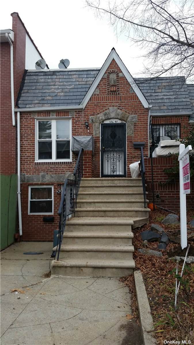 146-37 60 Avenue - Photo 1