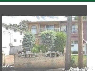22-27 Edgemere Avenue - Photo 1