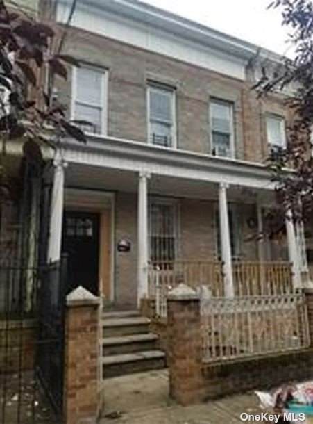 214 Etna Street - Photo 1