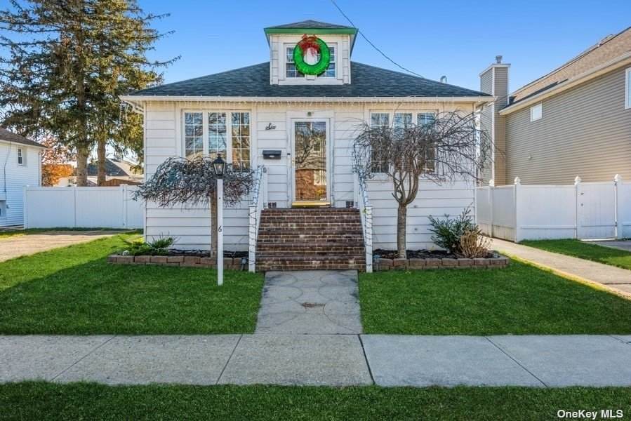 6 Poplar Avenue - Photo 1