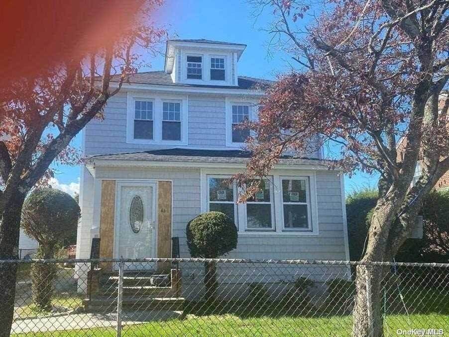 44 Nassau Avenue - Photo 1