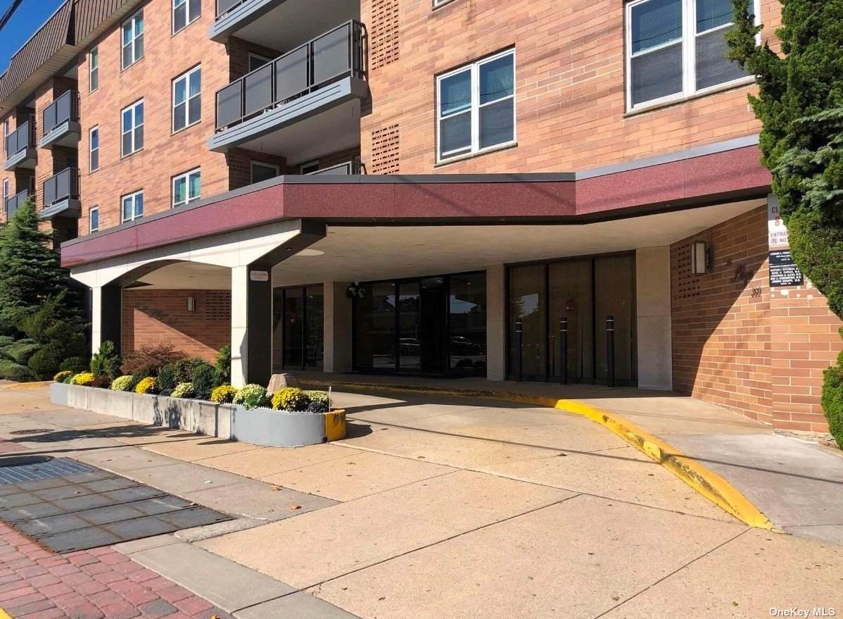 360 Central Avenue - Photo 1