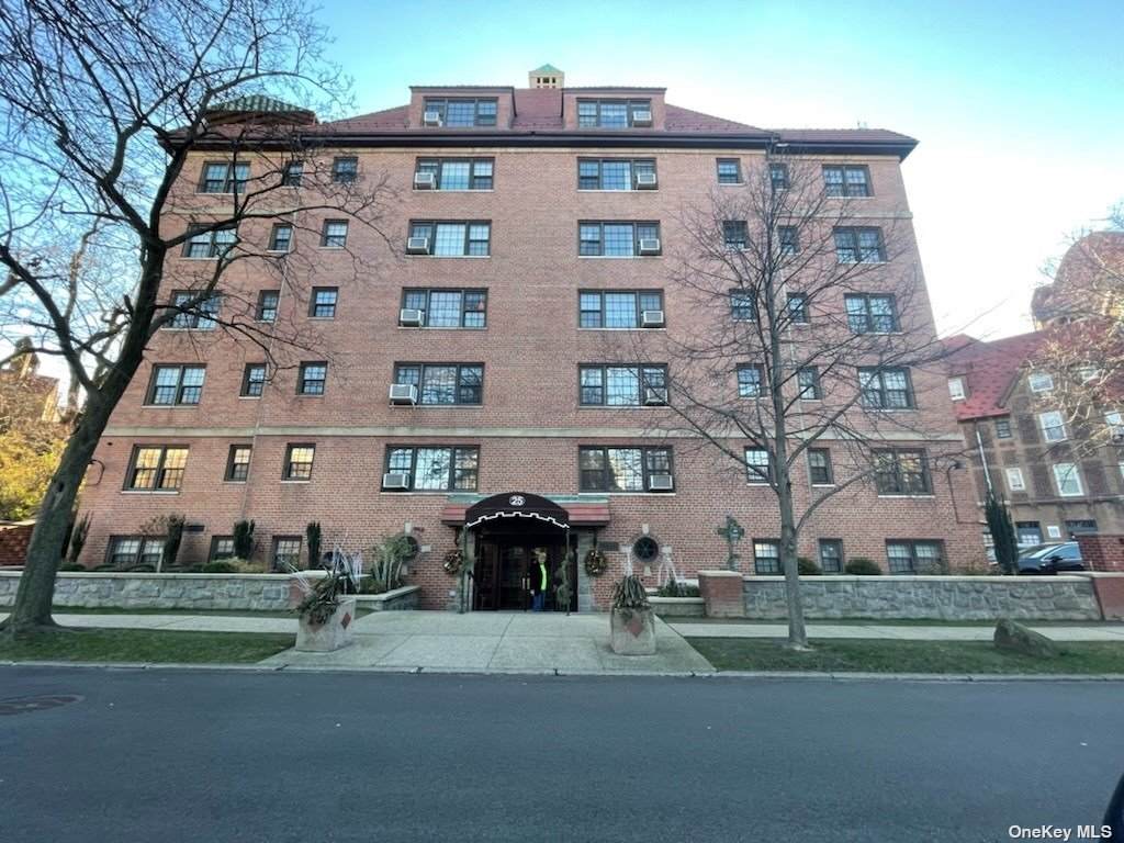 25 Burns Street - Photo 1