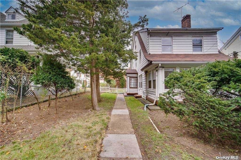116-09 85th Avenue - Photo 1