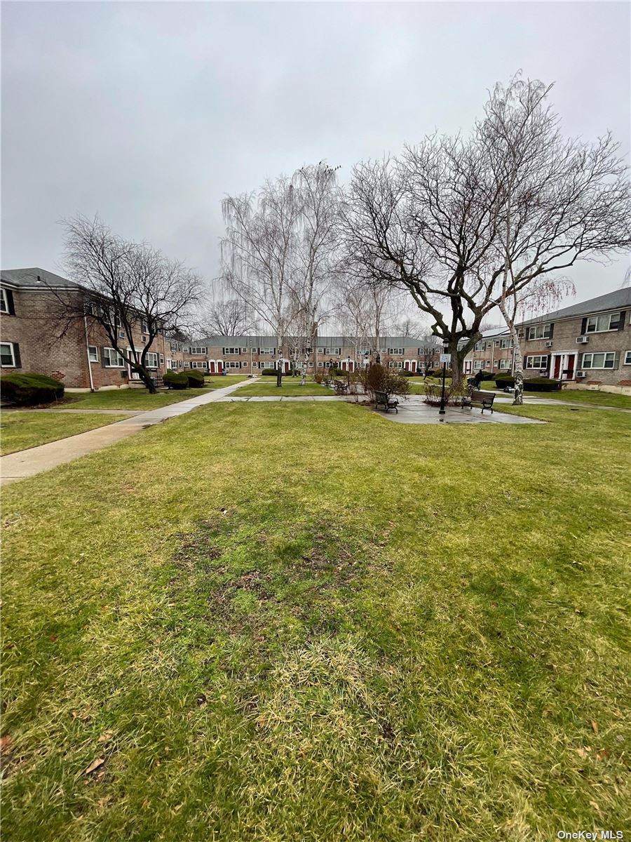 150-35 70 Road - Photo 1