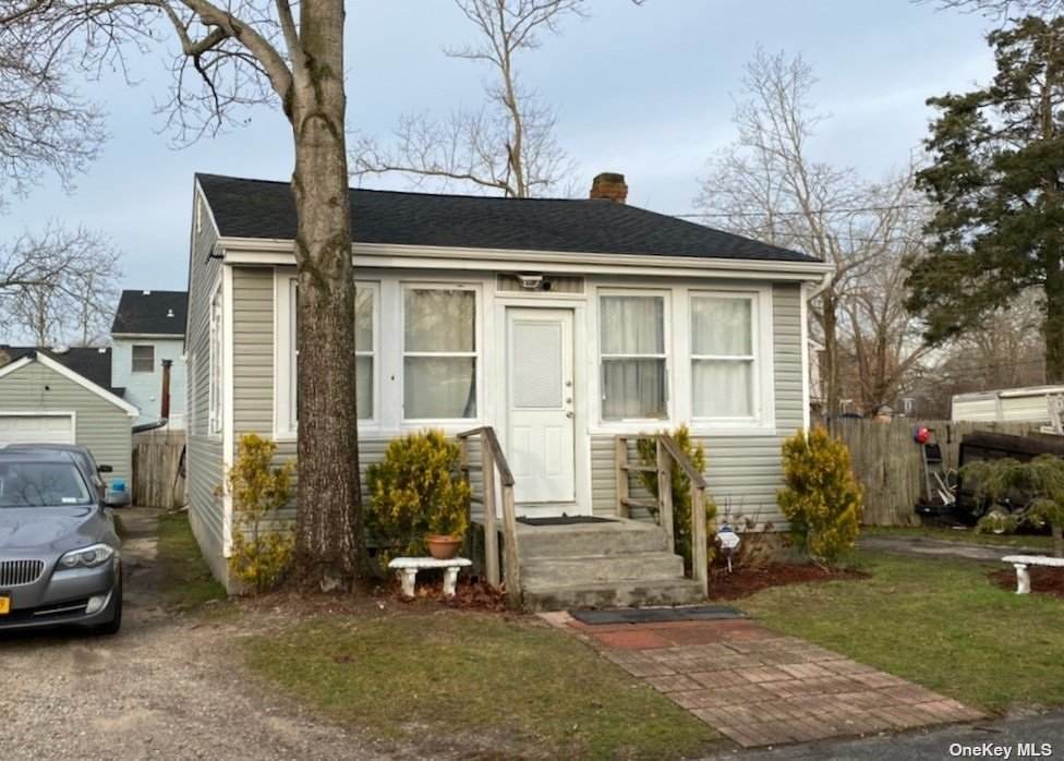 116 Huntington Drive - Photo 1