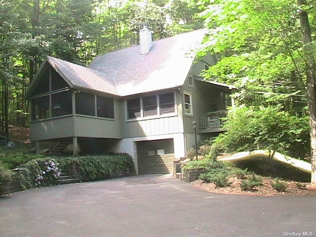 438 Acorn Hill Road - Photo 1