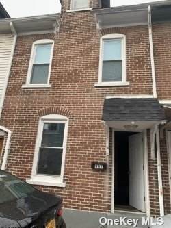 937 North Street - Photo 1