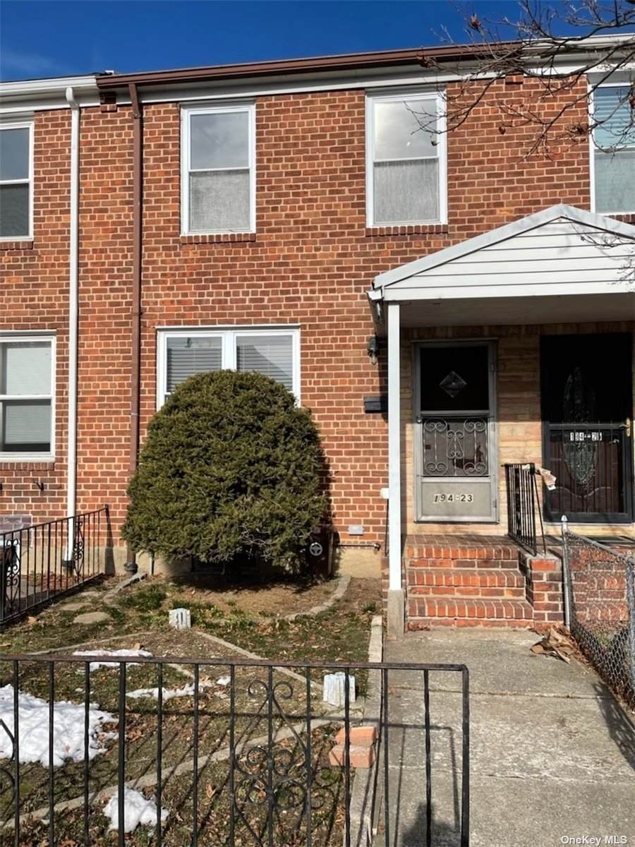 194-23 Station Road - Photo 1