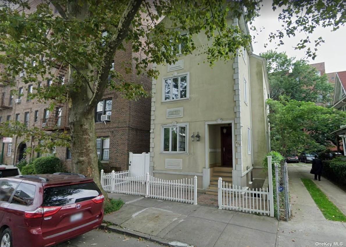 436 9th Street - Photo 1
