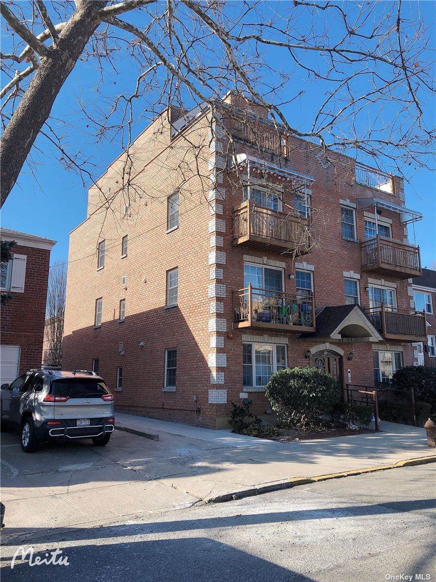 36-20 194 Street - Photo 1