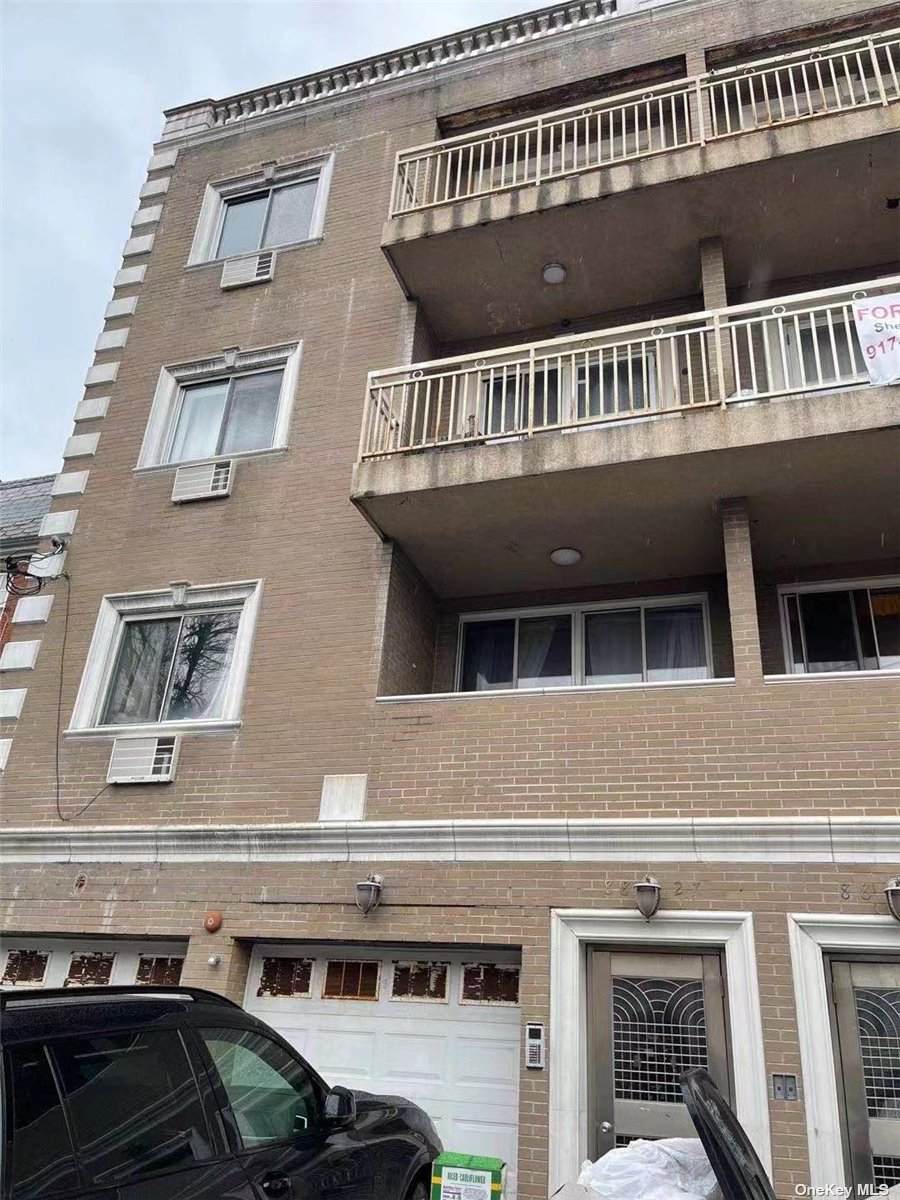 88-27 53 Avenue - Photo 1