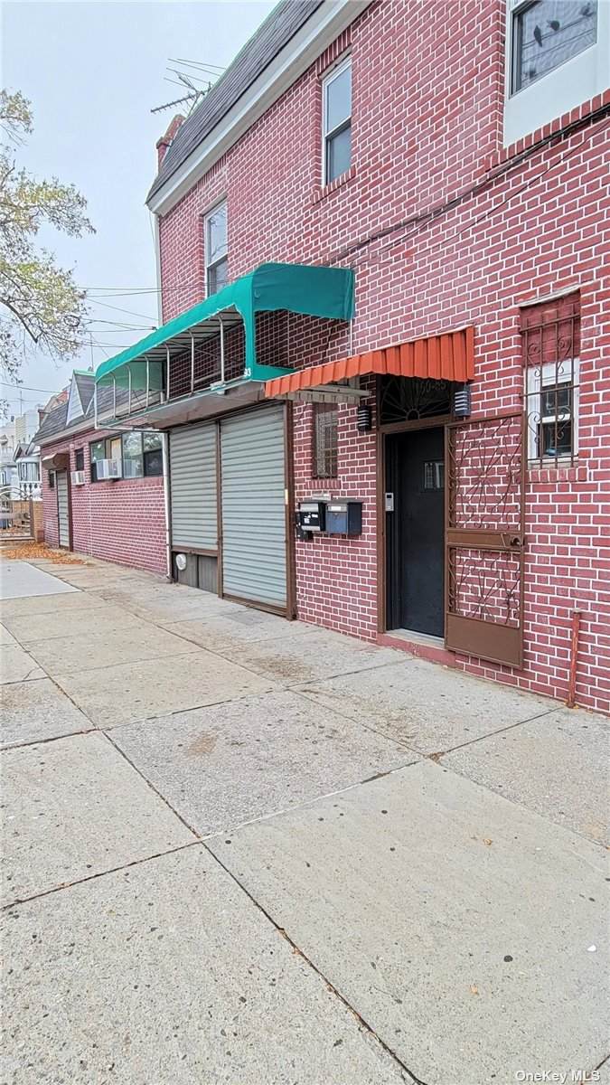 150-59 Coolidge Avenue - Photo 1
