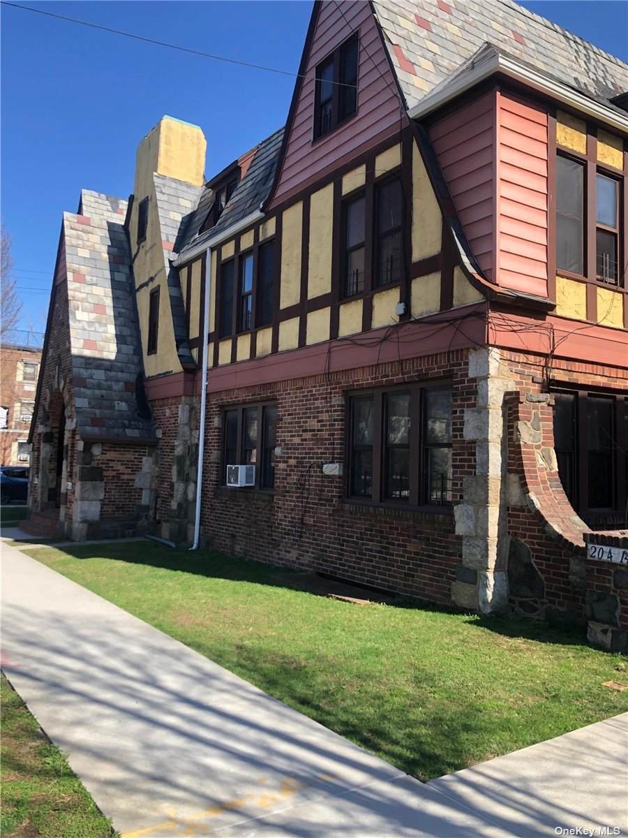 20416 42 Avenue - Photo 1