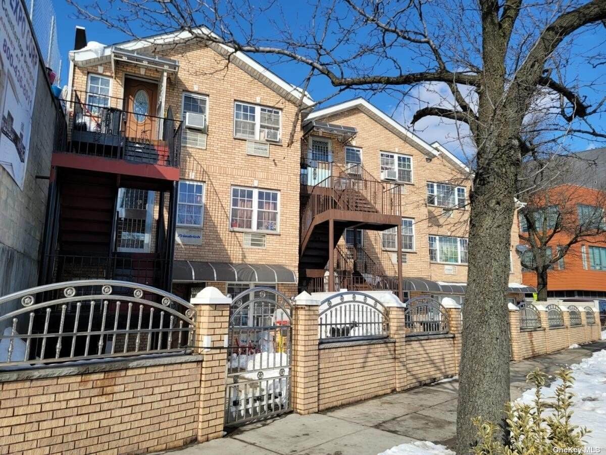 145-35 Liberty Avenue - Photo 1