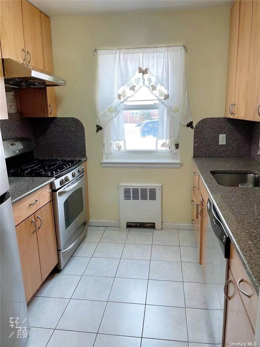 69-03 150 Street - Photo 1