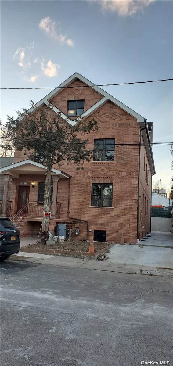83-37 60 Drive - Photo 1