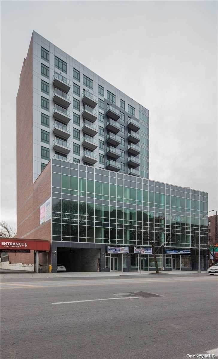 141-26 Northern Boulevard - Photo 1