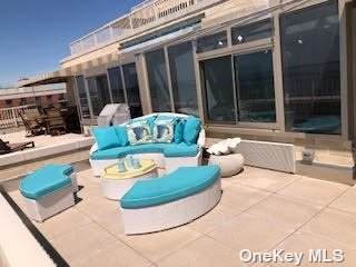 170 Broadway - Photo 1